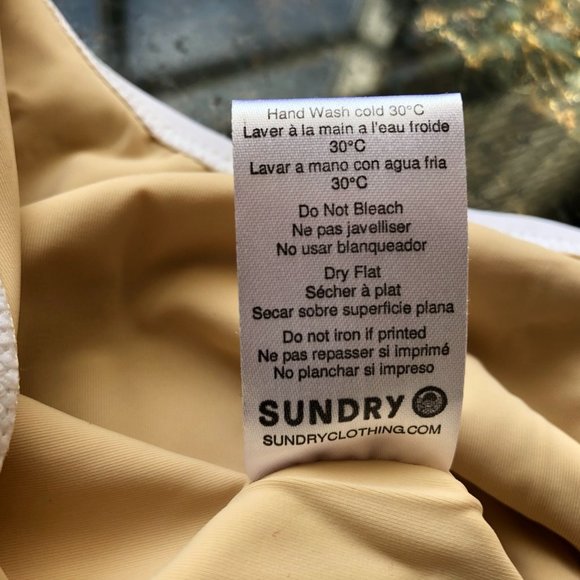 Sundry Swimsuit Anthropologie White Size Large 3 Summer Of Love One Piece - Picture 12 of 16